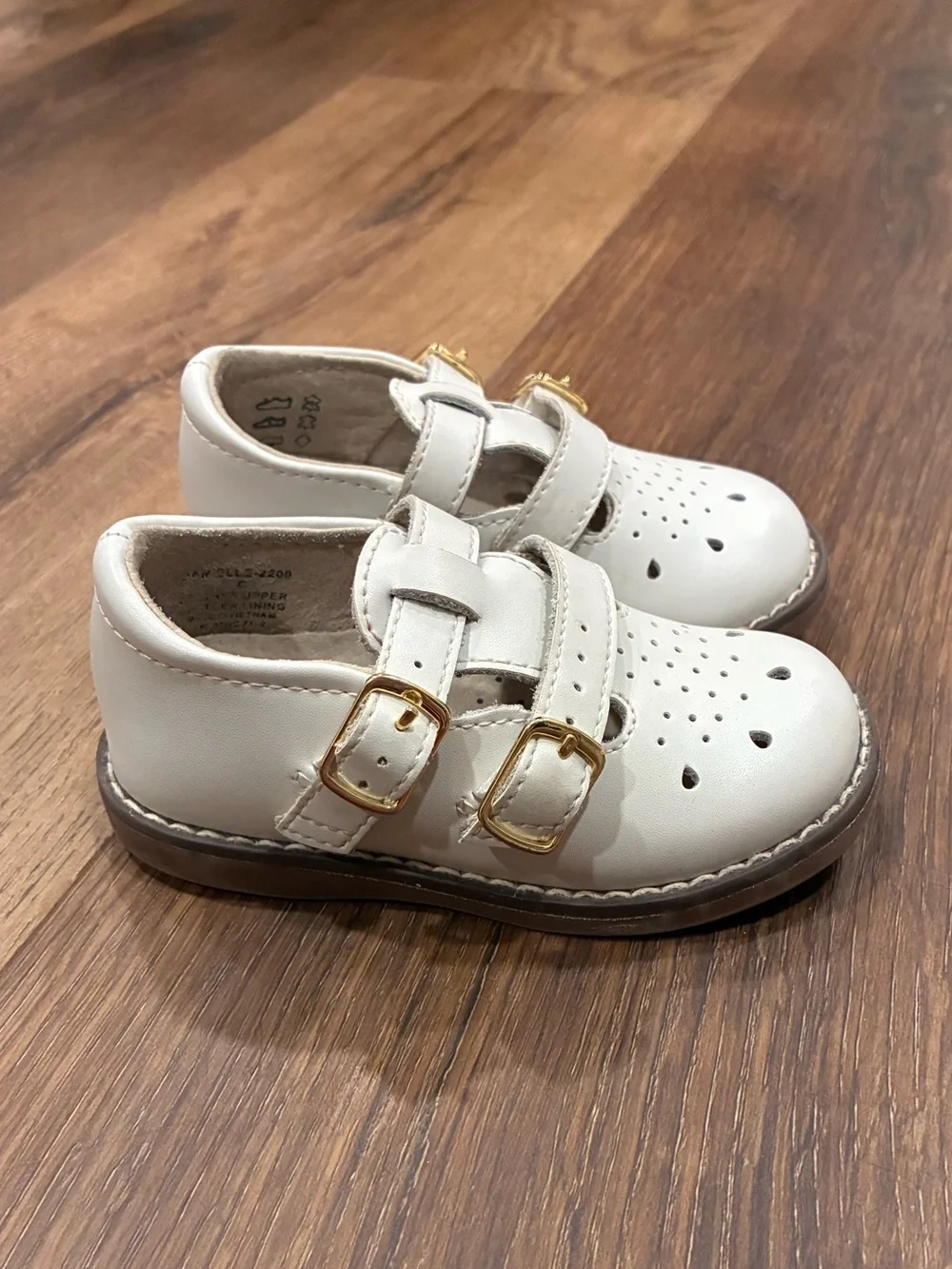 Footmates White Dress Shoes Mary Jane’s  Toddler Preppy 5 Baby